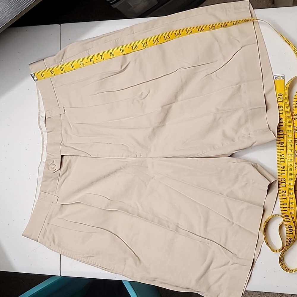 Ben Hogan Golf Shorts. Size 36